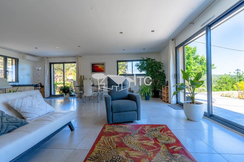 Villa - 132 m² - 5 pièces