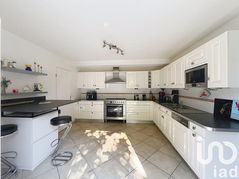 Maison - 167 m² - 8 pièces