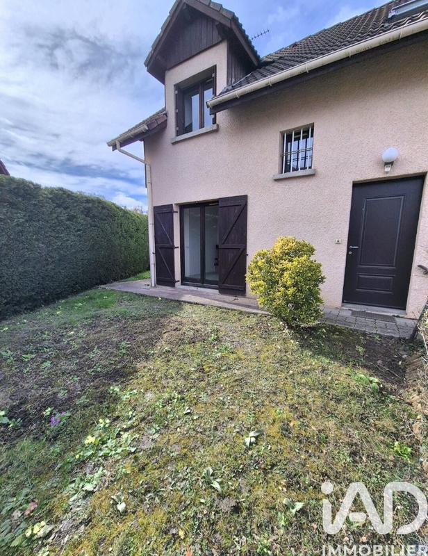 Maison - 97 m² - 5 pièces