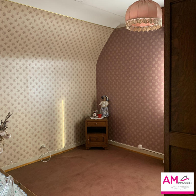 Maison - 99 m² - 5 pièces