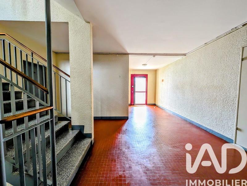 Appartement - 80 m² - 5 pièces