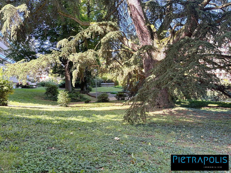 Appartement - 83 m² - 3 pièces