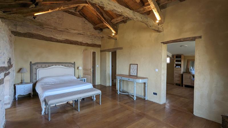 Maison - 187 m² - 4 pièces