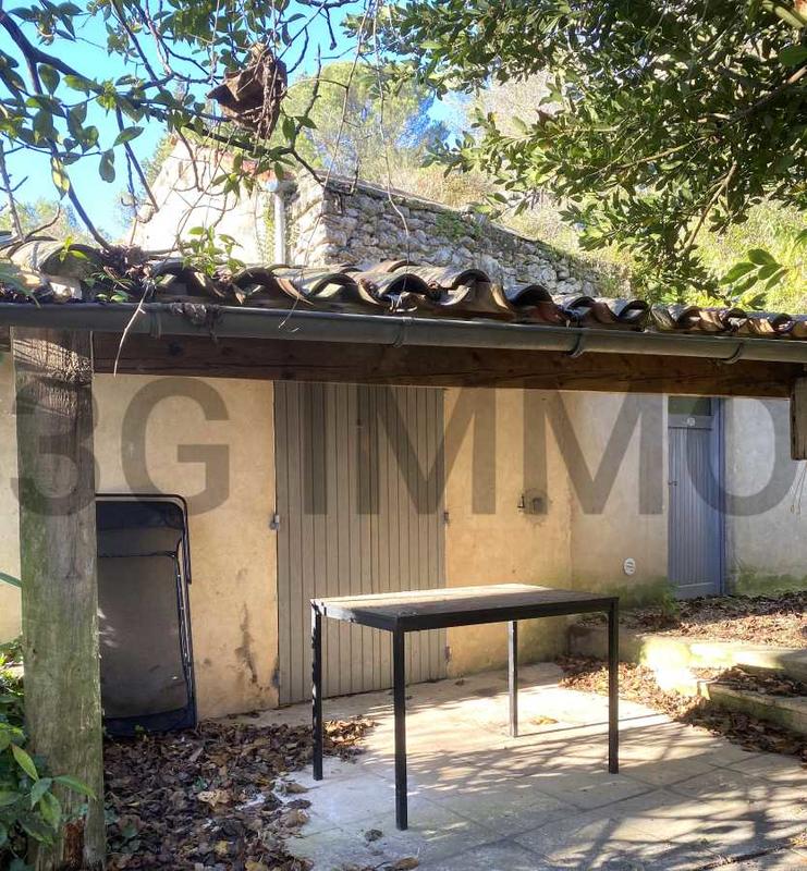 Mazet - 28 m² - 1 pièce