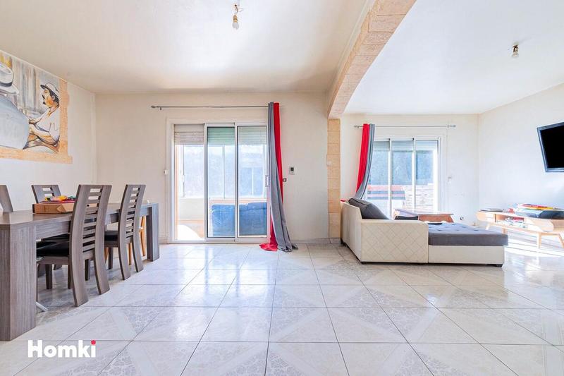 Maison - 178 m² - 7 pièces