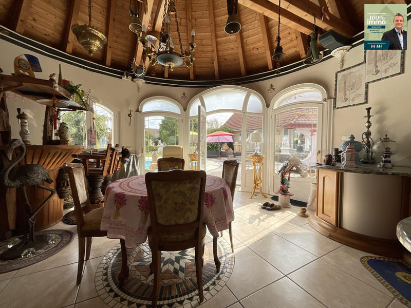 Maison - 195 m² - 7 pièces