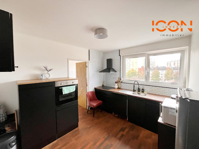 Appartement - 82 m² - 3 pièces