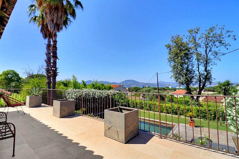 Villa - 385 m² - 7 pièces