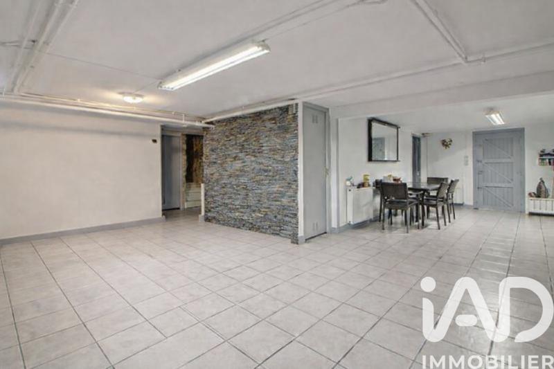 Maison - 205 m² - 6 pièces