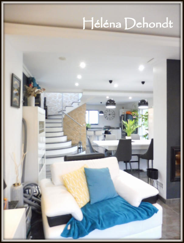 Maison - 199 m² - 8 pièces