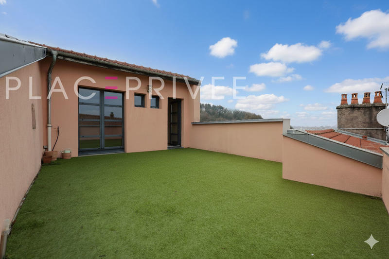 Maison - 200 m² - 6 pièces