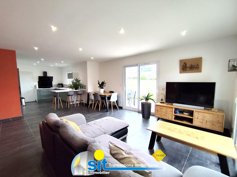 Maison - 105 m² - 5 pièces