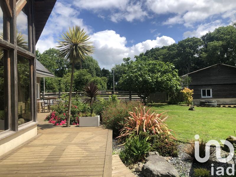 Maison - 220 m² - 6 pièces