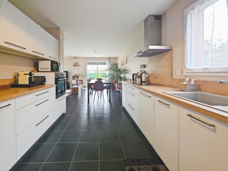 Maison - 102 m² - 6 pièces