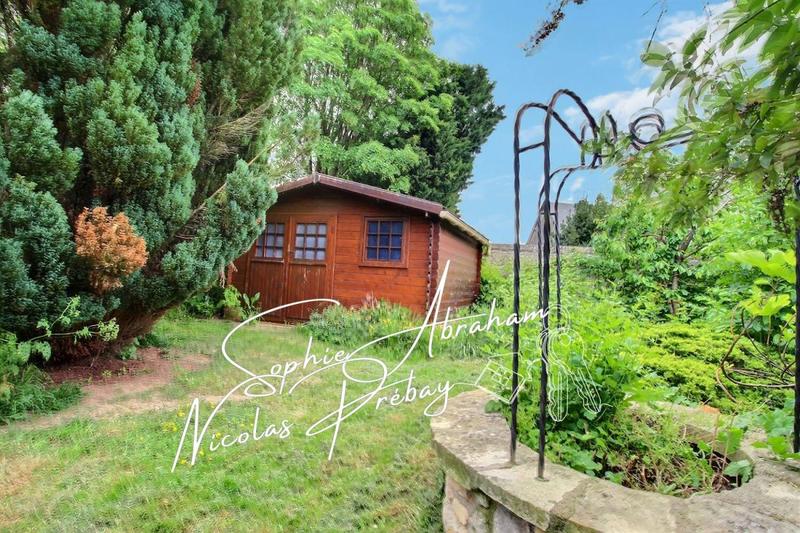 Maison - 185 m² - 5 pièces