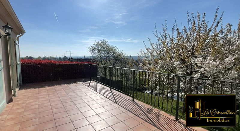 Maison - 120 m² - 4 pièces