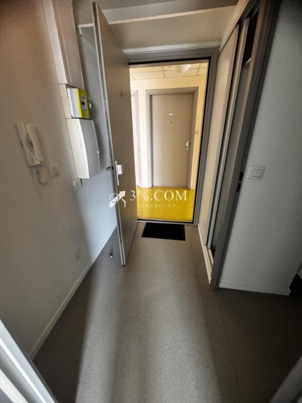 Studio - 20 m² - 1 pièce