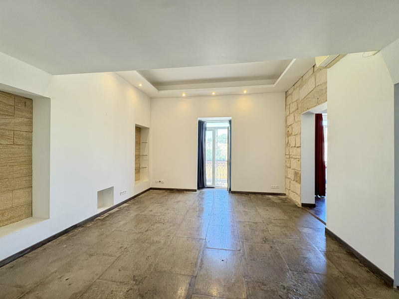 Appartement - 75 m² - 3 pièces