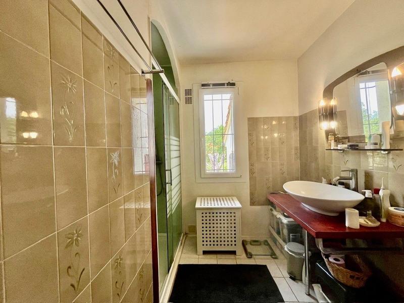 Villa - 90 m² - 4 pièces