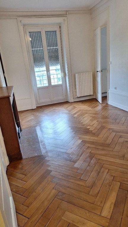 Appartement - 86 m² - 3 pièces