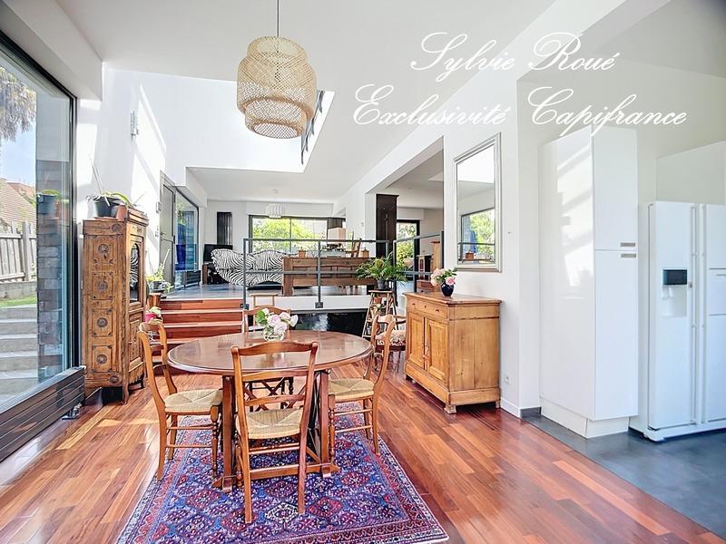 Maison d'architecte - 176 m² - 7 pièces