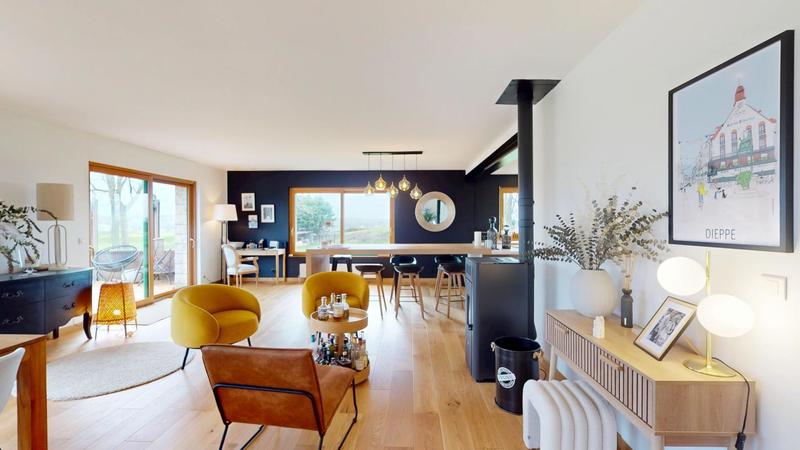 Maison traditionnelle - 276 m² - 8 pièces