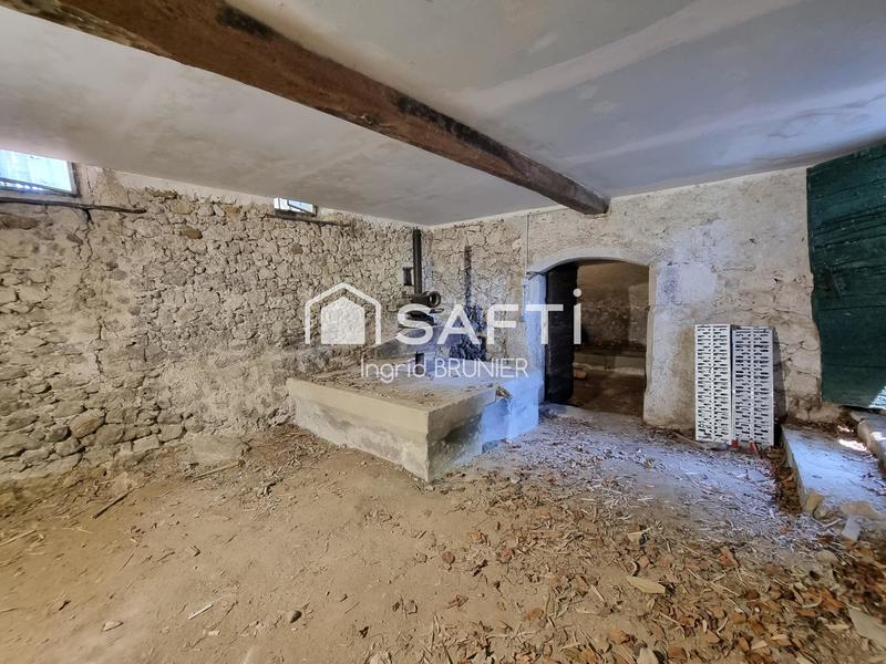 Maison - 257 m² - 9 pièces