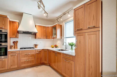 Maison - 167 m² - 9 pièces