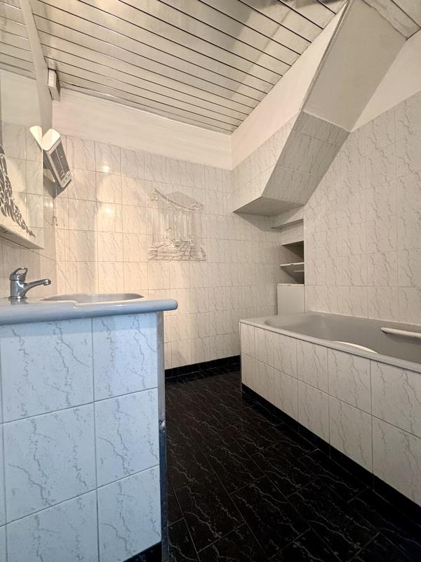 Maison - 61 m² - 4 pièces