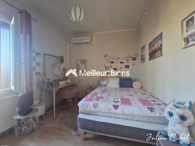 Propriété - 270 m² - 7 pièces