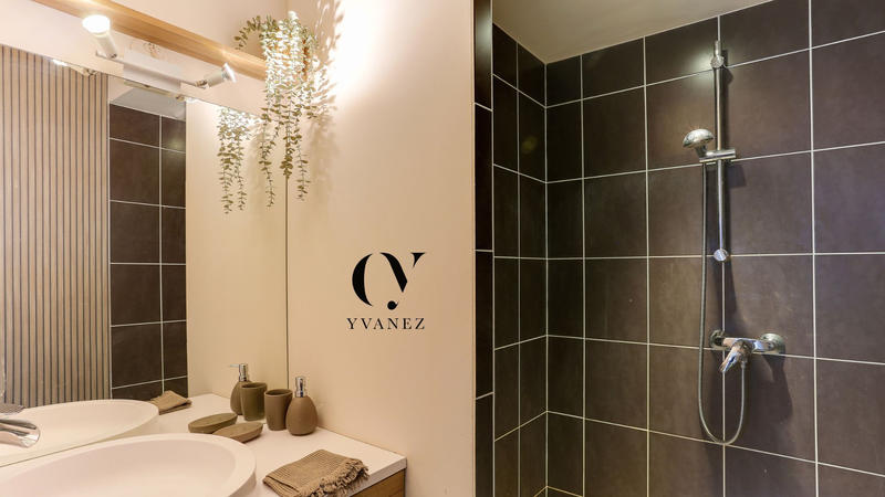 Maison - 128 m² - 7 pièces