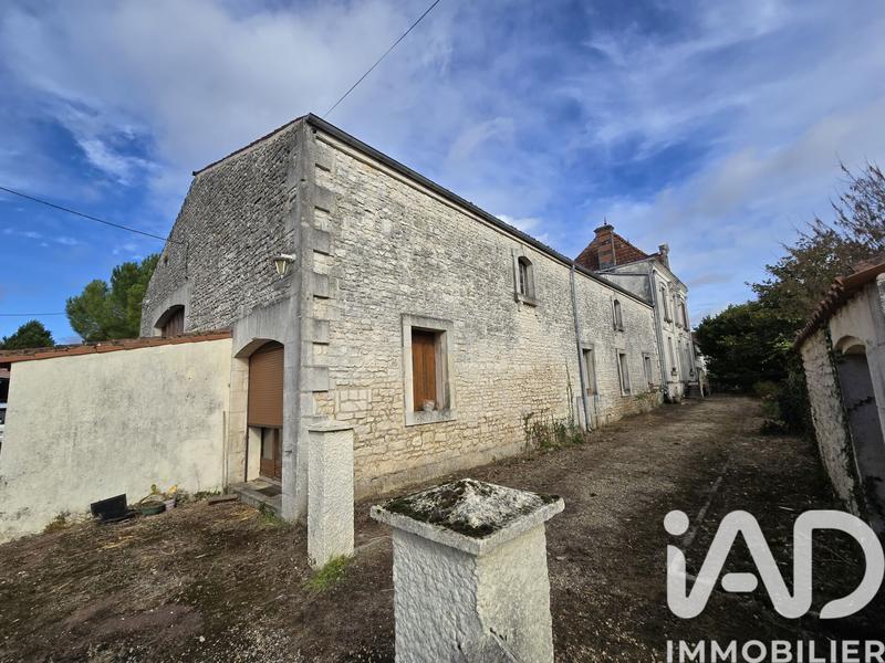 Maison de campagne - 240 m² - 8 pièces