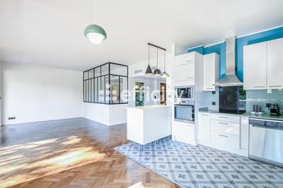 Appartement - 70 m² - 2 pièces