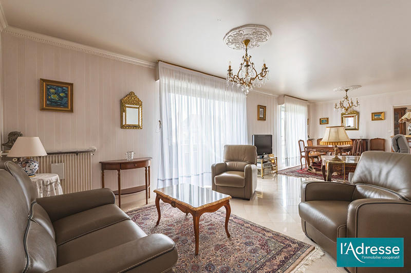 Appartement - 83 m² - 4 pièces