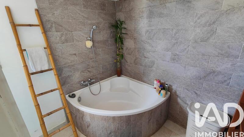 Maison - 103 m² - 6 pièces