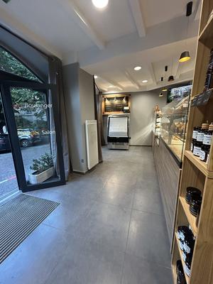 Local commercial - 145 m² - 3 pièces