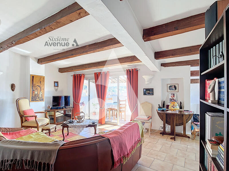 Appartement - 75 m² - 3 pièces