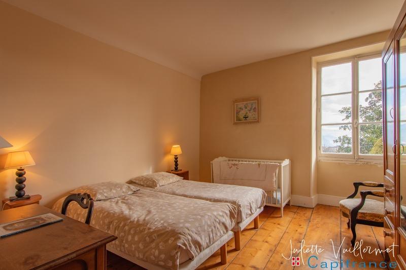 Maison bourgeoise - 393 m² - 10 pièces