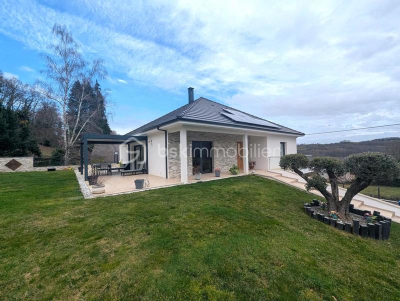 Maison - 135 m² - 5 pièces