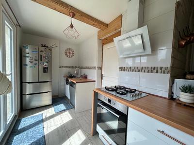 Maison - 122 m² - 4 pièces