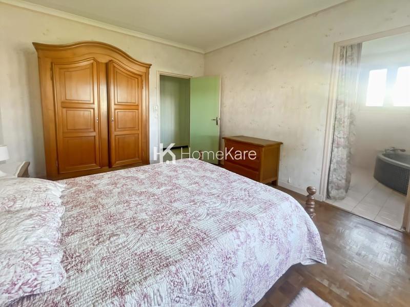 Maison - 190 m² - 5 pièces