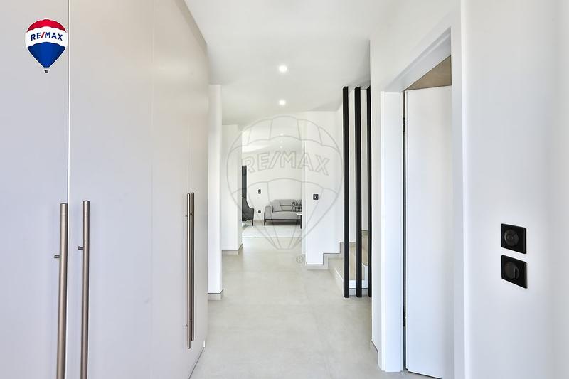 Maison - 148 m² - 5 pièces