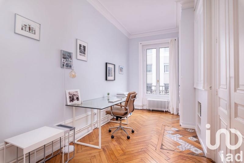 Appartement - 121 m² - 5 pièces