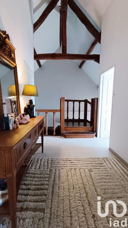 Maison - 222 m² - 9 pièces