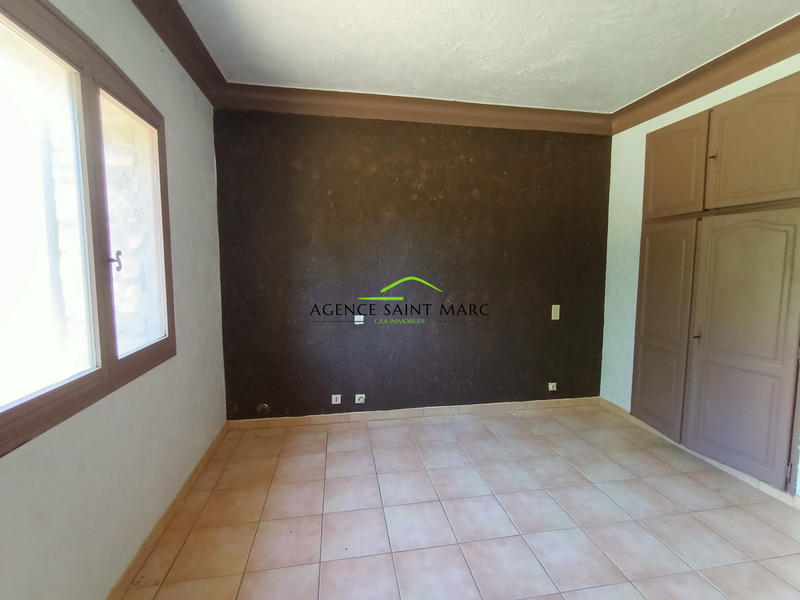 Propriété - 180 m² - 6 pièces