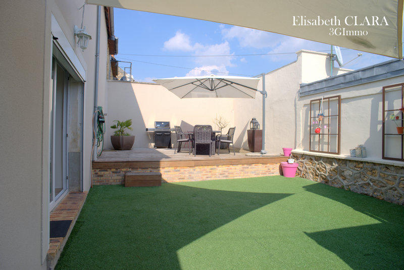 Maison - 100 m² - 5 pièces