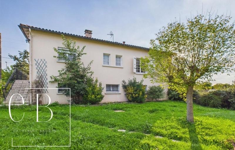 Maison - 100 m² - 6 pièces