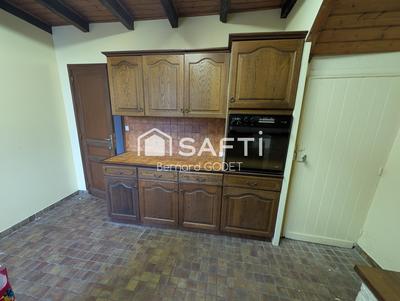 Maison - 214 m² - 9 pièces