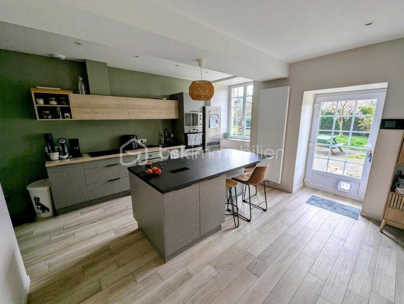 Maison - 132 m² - 6 pièces