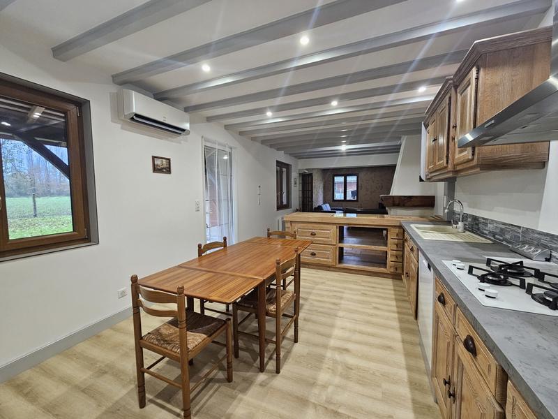 Maison traditionnelle - 134 m² - 5 pièces